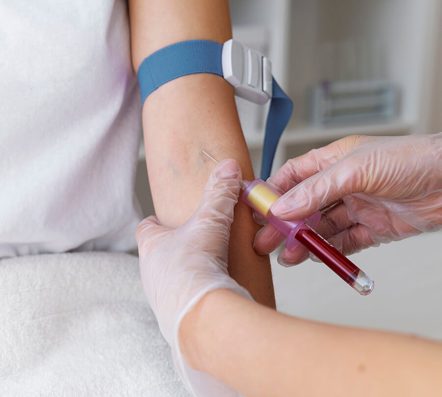 Análisis de glucemia y colesterol en Rubí